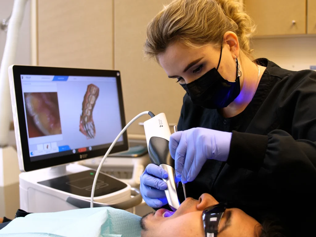 Dental assistant taking 3-D scan at Sugarloaf Smiles, Duluth GA